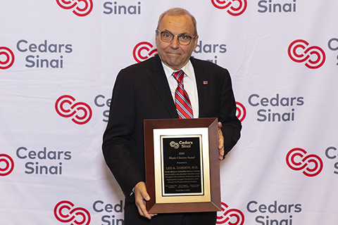 Leo Gordon, MD, receives Master Clinician Award at Cedars-Sinai.